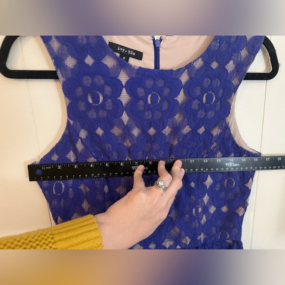 Ivy Blu Women’s Deep Royal Fit And Flare Floral Lined Dress Sz 6 - Picture 8 of 12